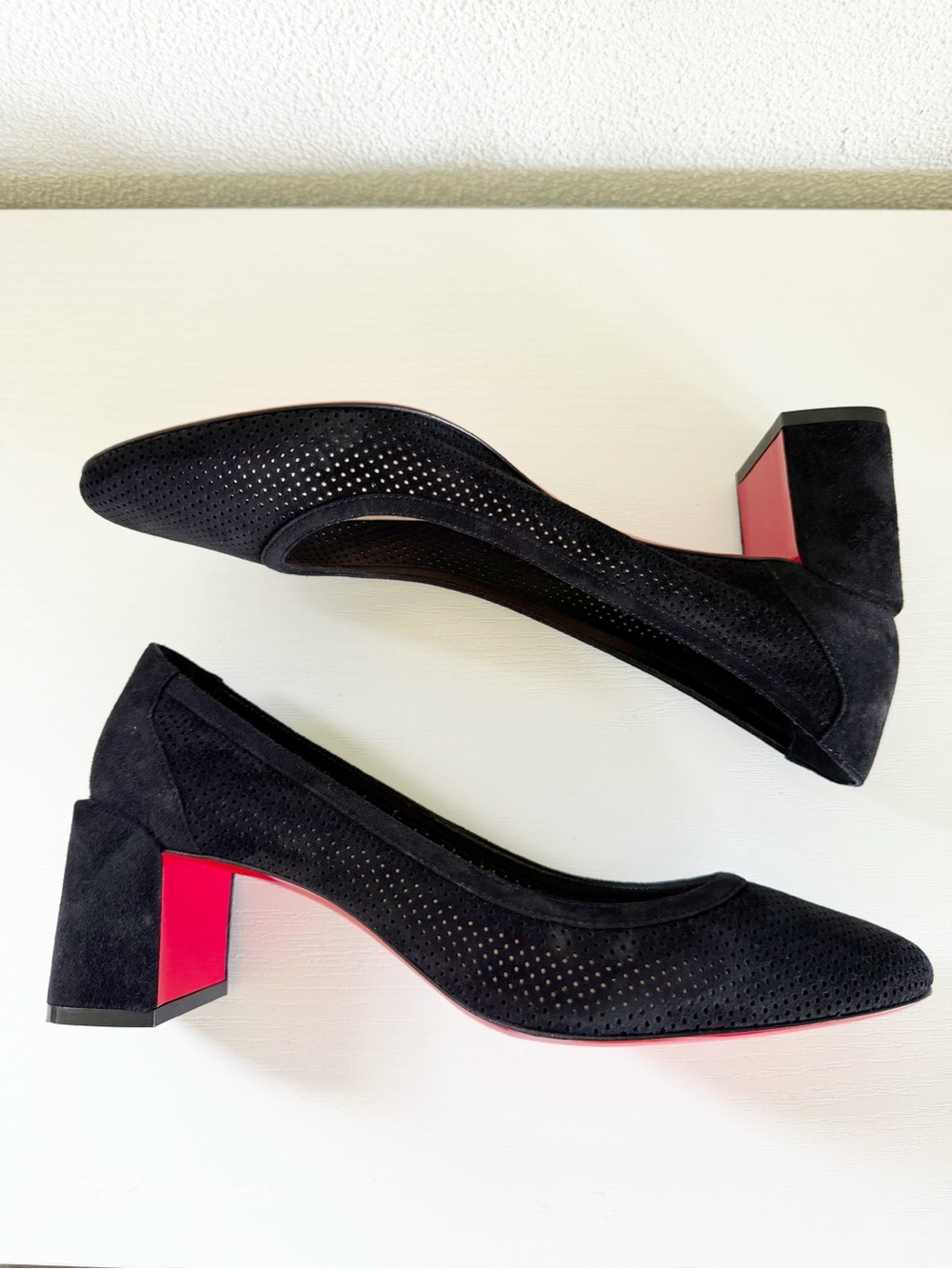 Christian Louboutin Incastrana Black Suede Perforated Block Heel Pumps EU 40 - Picture 5 of 10
